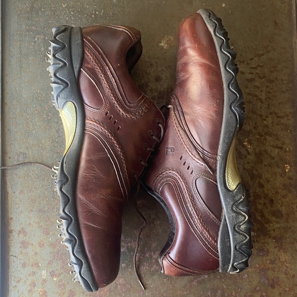FootJoy Contour Series Men’s Brown Leather Golf LaceUp Oxfords. #54049.  11 1/2 main image 10